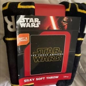 Star Wars plush blanket
